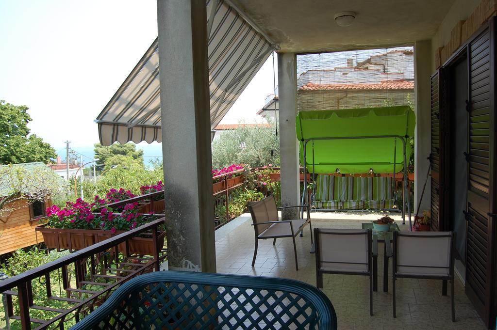 B&B Villa Francesca Soverato Marina Kültér fotó