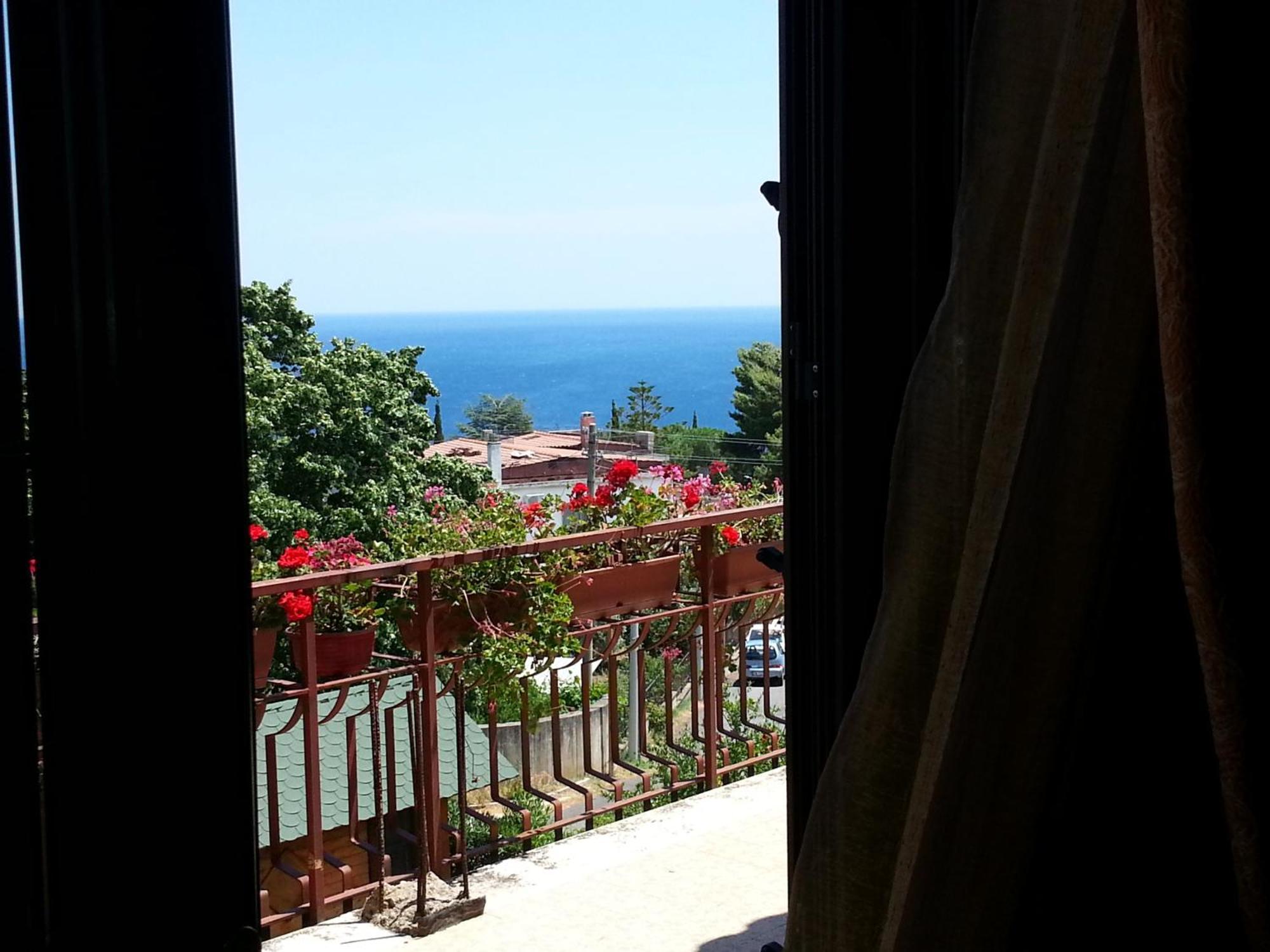 B&B Villa Francesca Soverato Marina Kültér fotó
