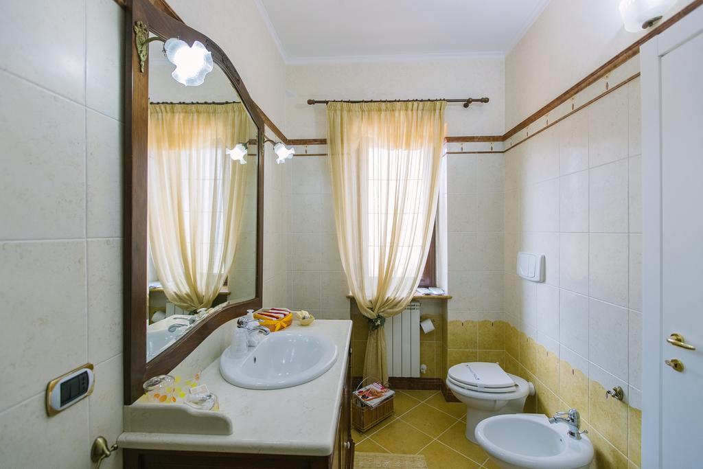 B&B Villa Francesca Soverato Marina Kültér fotó