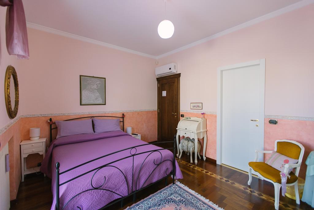 B&B Villa Francesca Soverato Marina Kültér fotó
