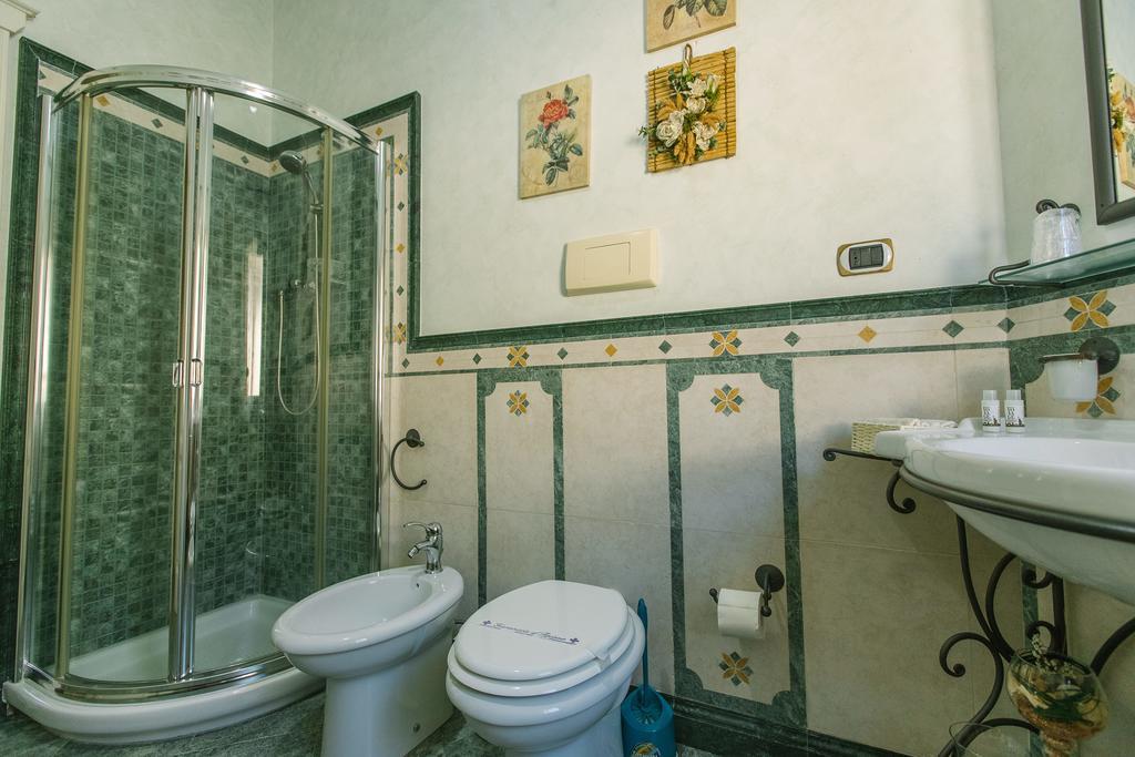 B&B Villa Francesca Soverato Marina Kültér fotó