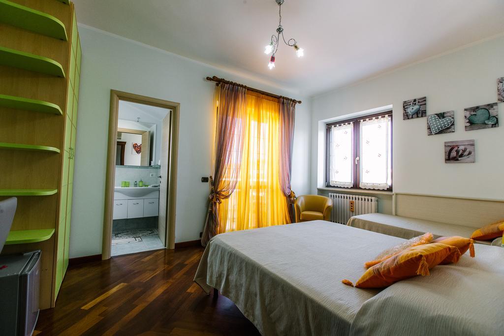 B&B Villa Francesca Soverato Marina Kültér fotó