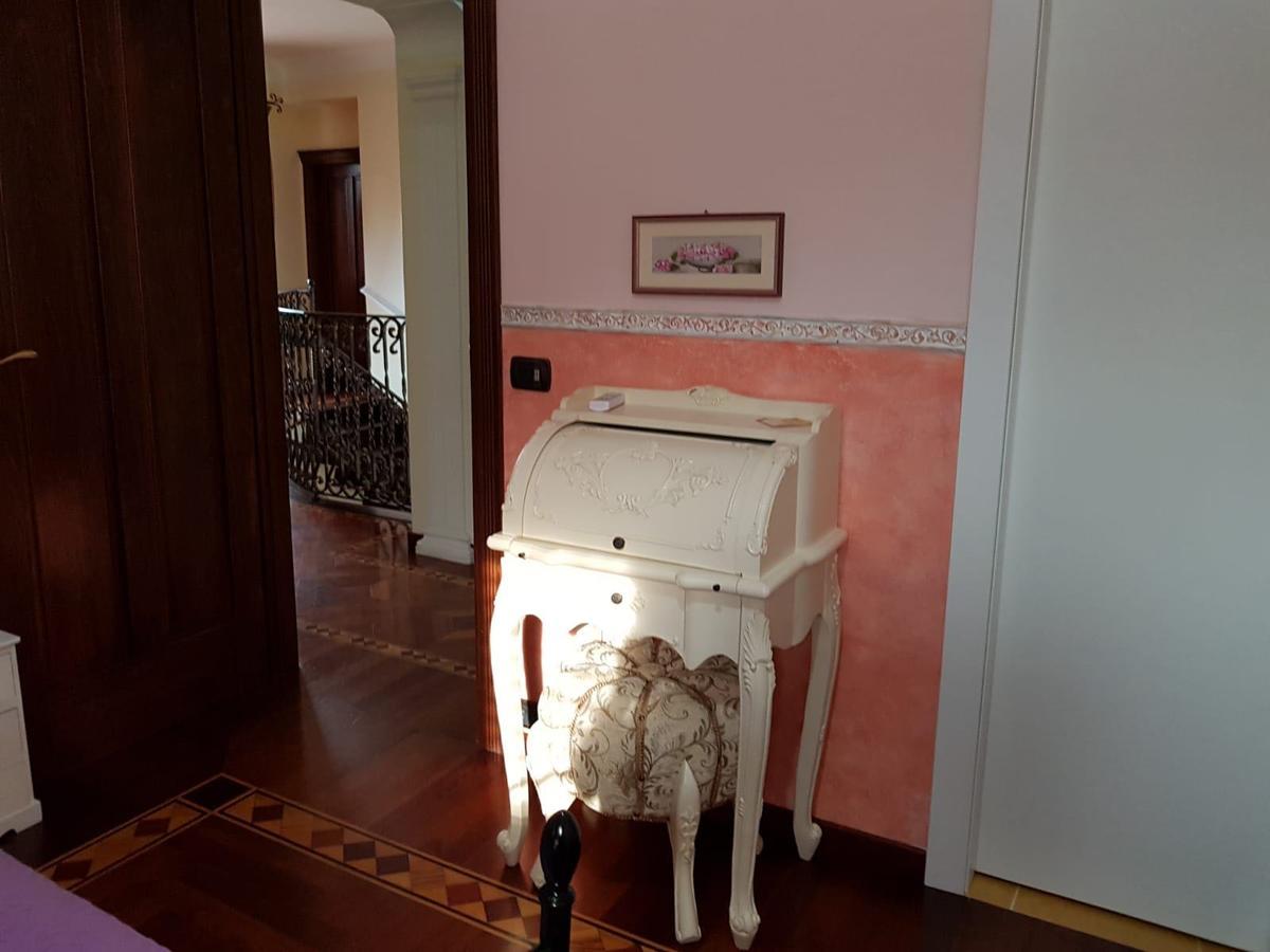 B&B Villa Francesca Soverato Marina Kültér fotó