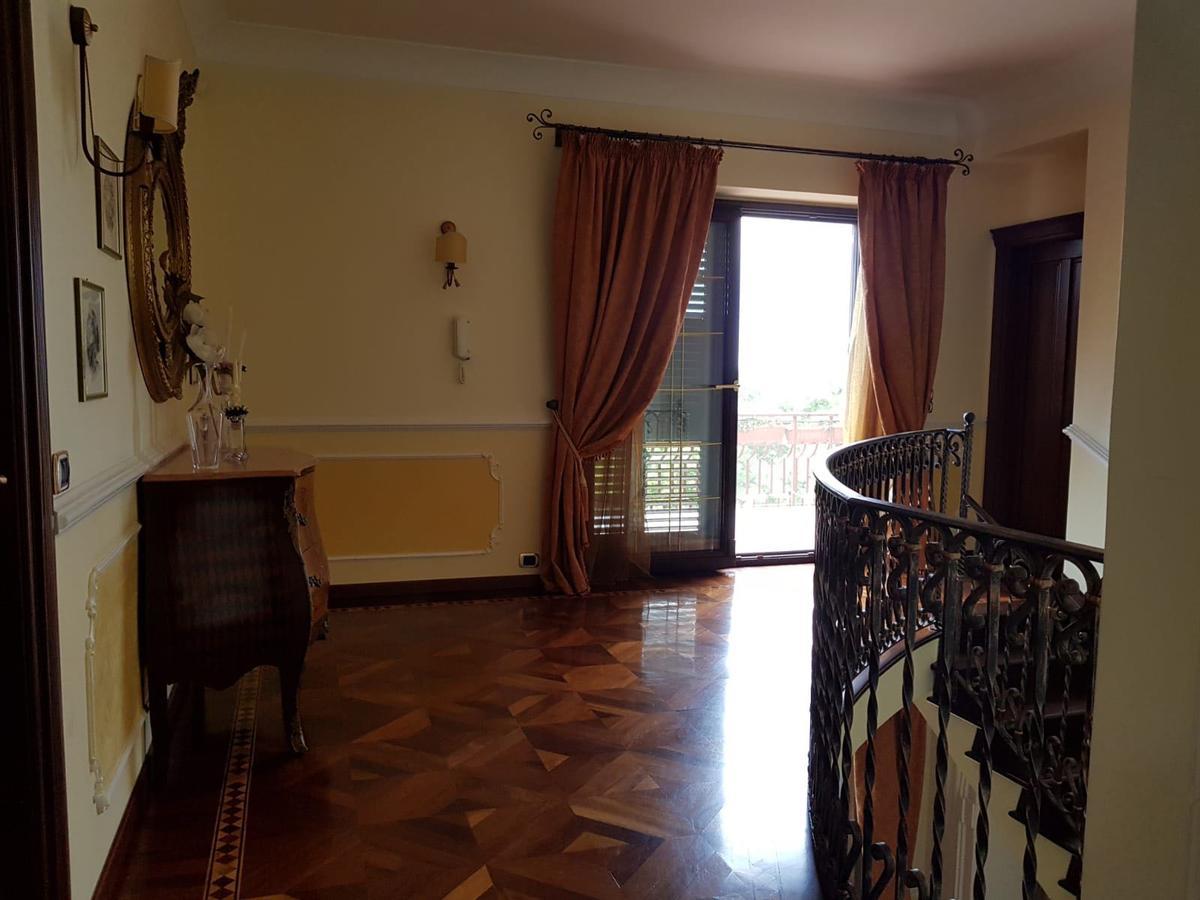 B&B Villa Francesca Soverato Marina Kültér fotó